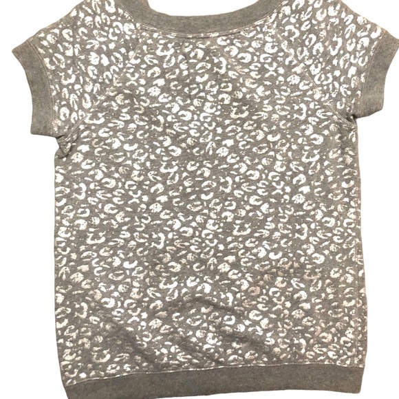 EXPRESS Super Cute Metallic GRAY Leopard 🐆Print Short Sleeve sweatshirt SZ S - Picture 4 of 4
